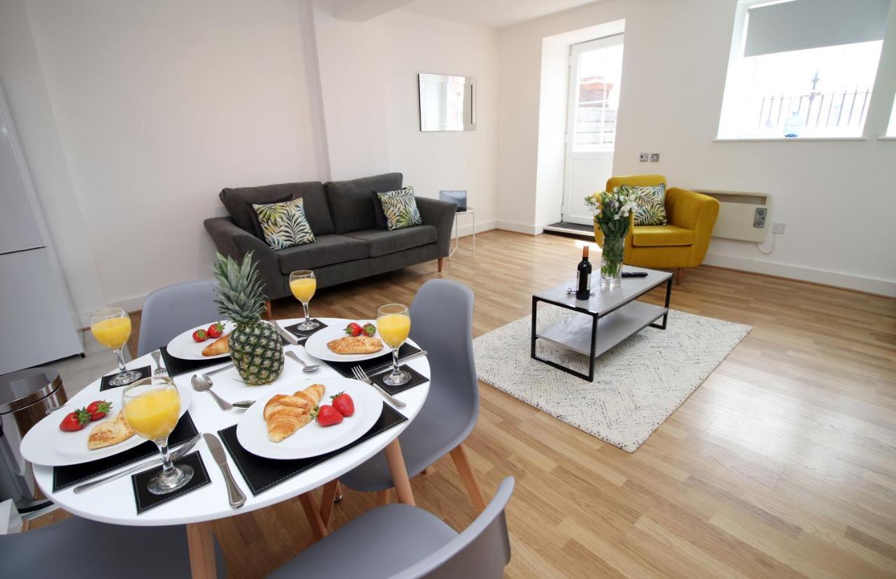 סוואנסי St Thomas Loft Views By Ssw - 2Br, Parking, Sleeps 4, Easy Access To City Centre, Marina, Beach And M4 מראה חיצוני תמונה