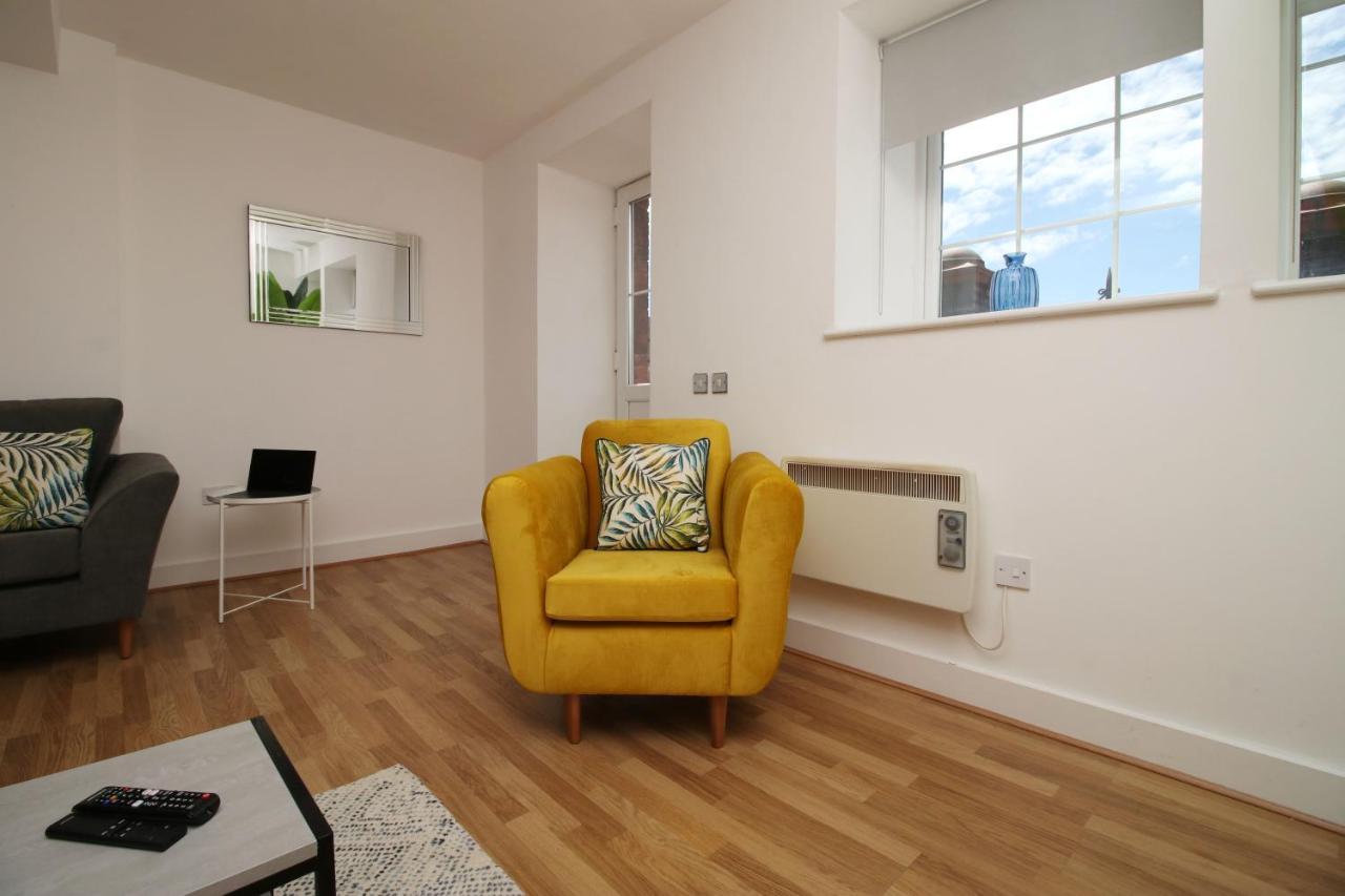 סוואנסי St Thomas Loft Views By Ssw - 2Br, Parking, Sleeps 4, Easy Access To City Centre, Marina, Beach And M4 מראה חיצוני תמונה