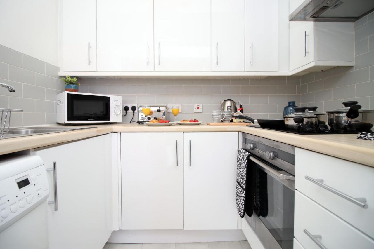סוואנסי St Thomas Loft Views By Ssw - 2Br, Parking, Sleeps 4, Easy Access To City Centre, Marina, Beach And M4 מראה חיצוני תמונה