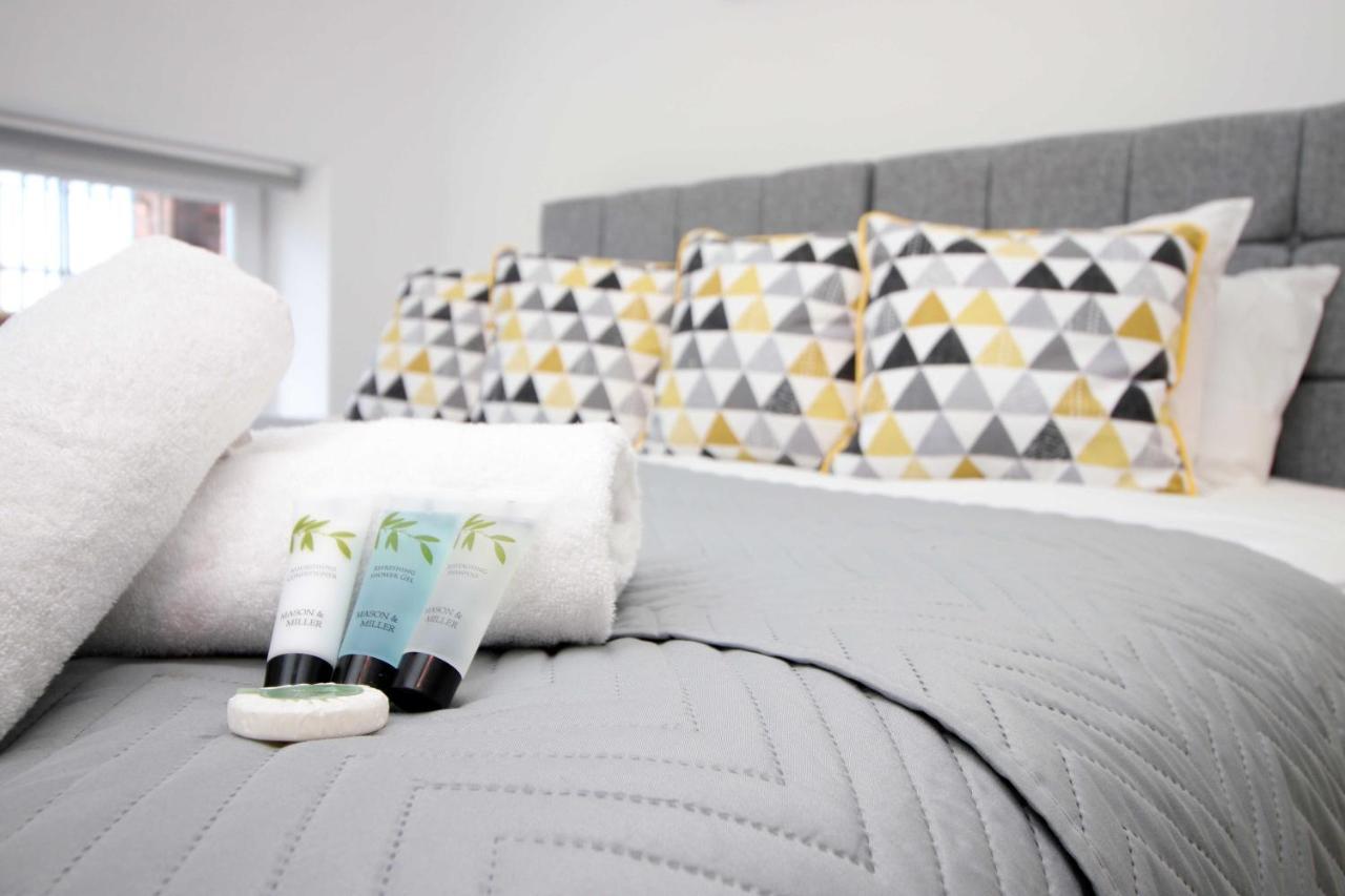 סוואנסי St Thomas Loft Views By Ssw - 2Br, Parking, Sleeps 4, Easy Access To City Centre, Marina, Beach And M4 מראה חיצוני תמונה