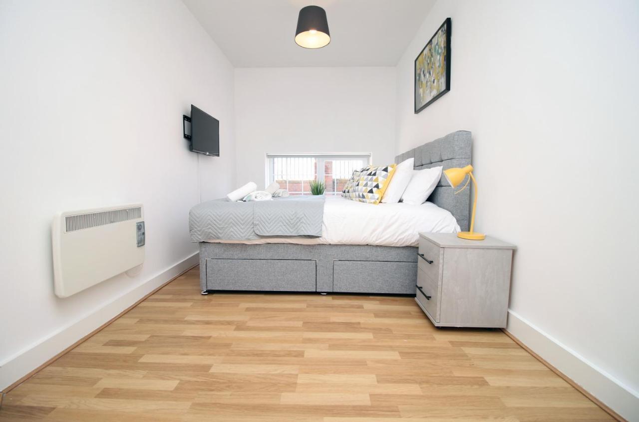 סוואנסי St Thomas Loft Views By Ssw - 2Br, Parking, Sleeps 4, Easy Access To City Centre, Marina, Beach And M4 מראה חיצוני תמונה